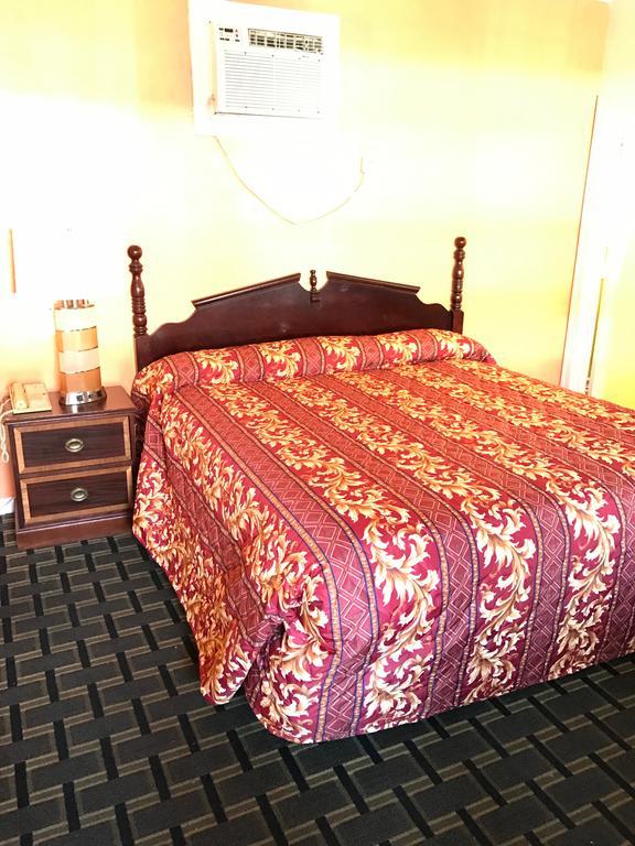 Budget Inn Downtown موبايل المظهر الخارجي الصورة